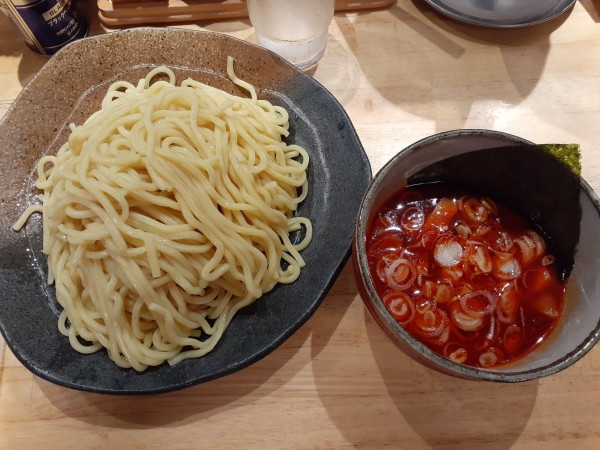 「つけ麺、特盛、辛味MAX」@つけ麺屋 やすべえ 渋谷店の写真