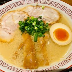 群馬豚骨らーめん だるま大使【980円】