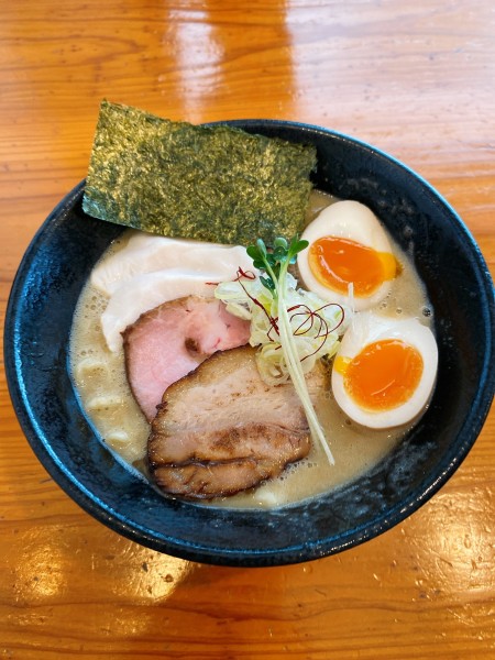 「特製超濃厚鶏白湯」@らぁ麺 やな木の写真