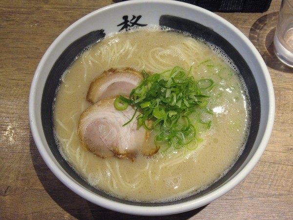 「とんこつらーめん（730円）」@らーめん柊 銅座本店の写真