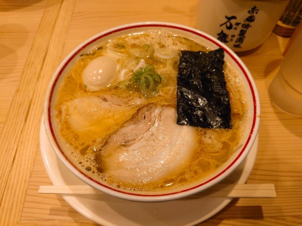 「味玉豚鶏中華そば」@赤備の写真