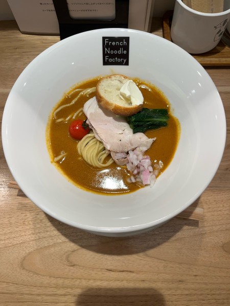 「元祖オマール海老ラーメン 1,290円」@French Noodle Factory 東京ドームラクーア店の写真