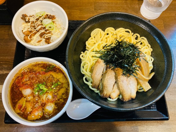 「辛つけ麺＋チャーシューご飯」@ラーメン堂 極の写真
