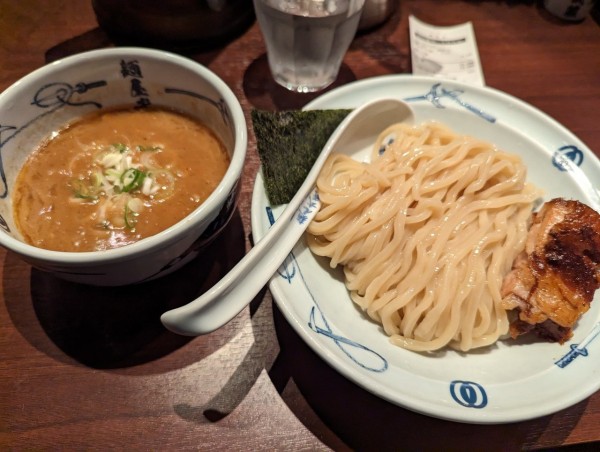 「濃厚つけ麺並盛180㌘1000円」@創始麺屋武蔵の写真