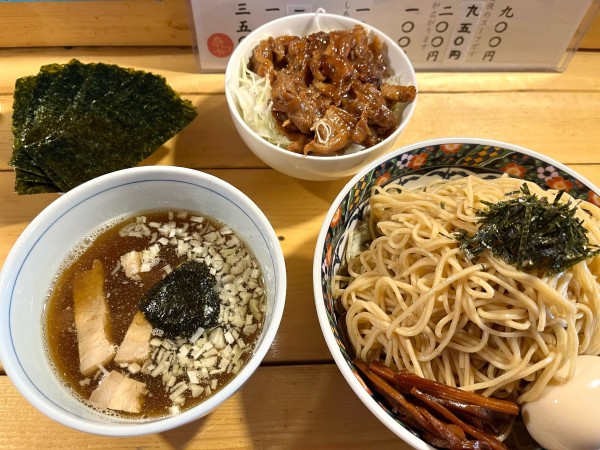 「つけそば味玉海苔増し＋生姜焼き丼」@奈つやの中華そばの写真