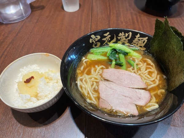 「ラーメン＋半ライス」@宮元製麺の写真