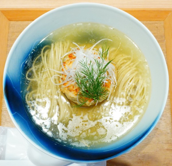 「ノドグロと蛤とYOKOKURAの塩そば＋生ジョッキ」@ラーメンWalkerキッチンの写真