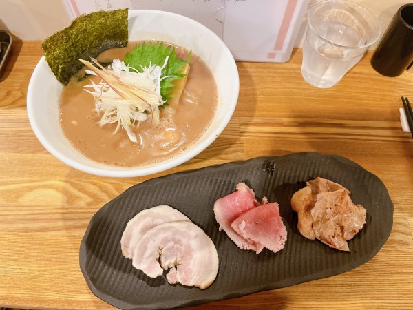 「極豚らーめん」@ナナメ上をゆくの写真