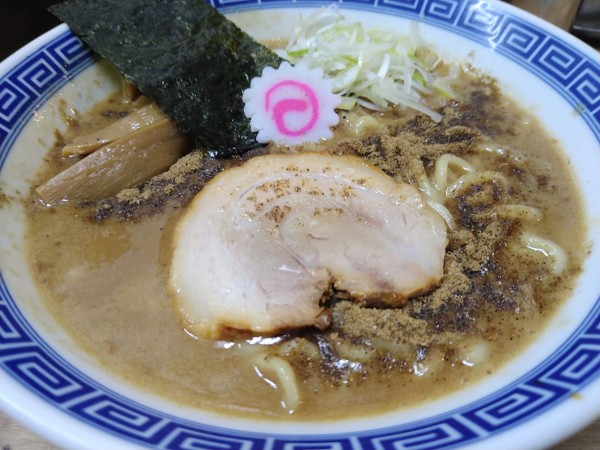 「濃厚中華そば」@健勝軒の写真