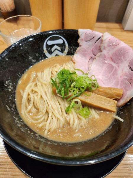 「濃厚こってりらぁ麺」@らぁ麺 きむらの写真