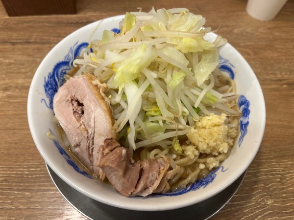 「ラーメン　ヤサイ　ニンニク増し　730円」@ジャンクガレッジ 北浦和店の写真