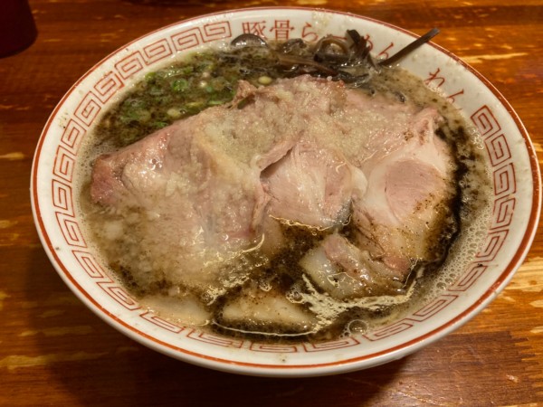 「熊本肉ラーメン950円　替玉150円」@豚骨らーめん れんの写真