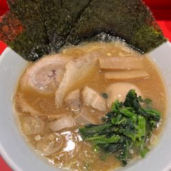 上ラーメン　無料半ライス
