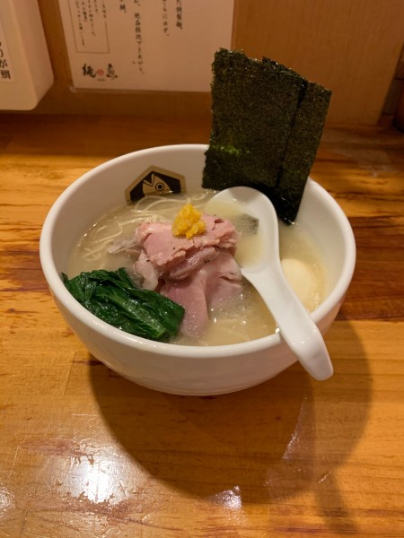 「真鯛ラーメン」@真鯛らーめん 麺魚の写真