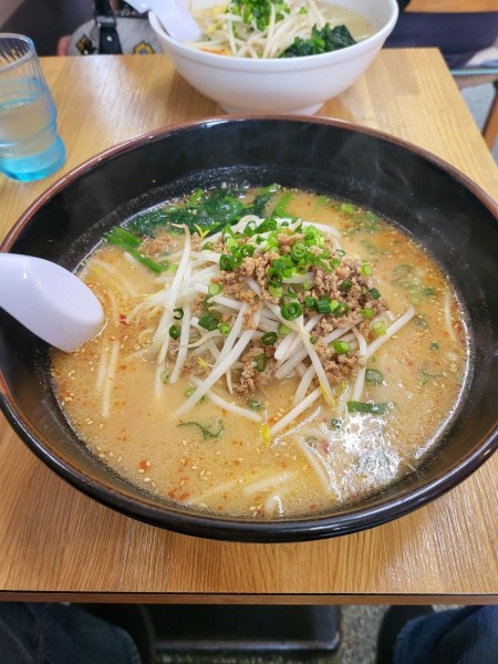 「雷ラーメン(小辛)」@ラーメンハウス 富良野の写真
