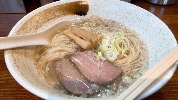 「純粋とんこつ塩」@麺屋 真の写真