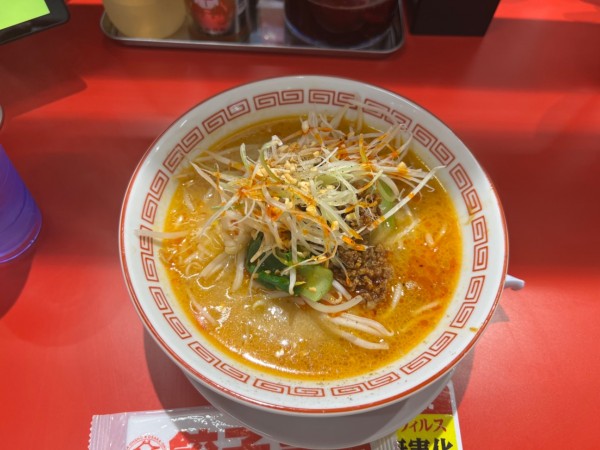 「練馬担々麺(麺少なめ・固め) 税込740円」@大阪王将 練馬店の写真