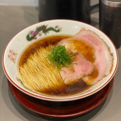 醤油らぁ麺