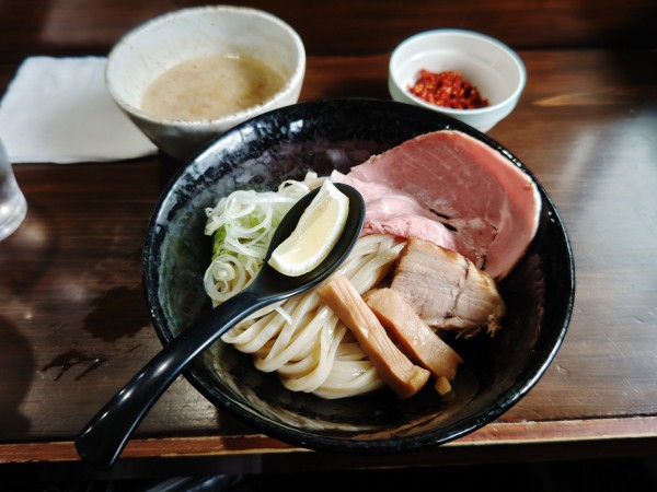 「肉鰹つけめん＆海老辛味９９０円」@らーめん 虎テツの写真