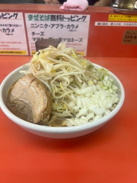 「ラーメン小900円　玉ねぎ60円」@らー麺 ぶたのジョーの写真