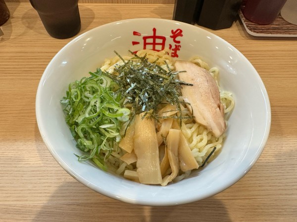 「油そばＷ」@東京麺珍亭本舗 錦店の写真