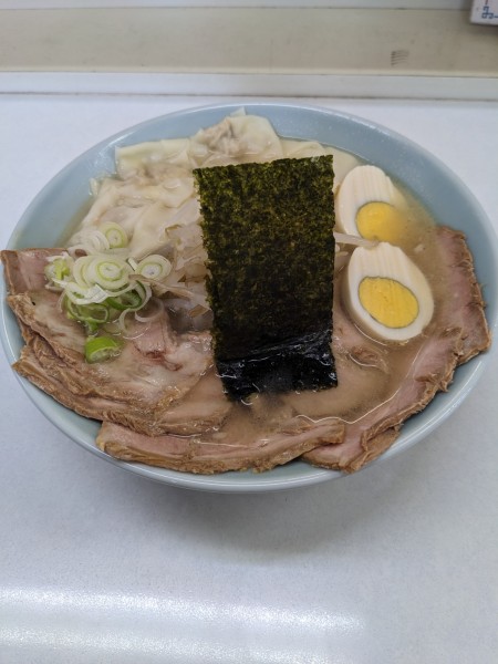 「塩ワンタンメン」@コラーゲンの写真