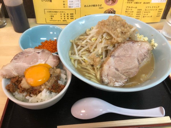 「あつ美二郎並（800円）脂飯セット（400円）」@あつ美二号の写真