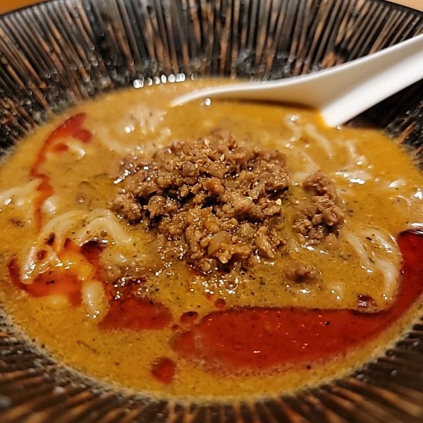 「鶏そぼろの担々麺 他」@焼鳥 山もとの写真