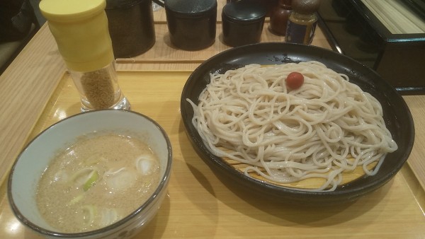 「ごまだれせいろ・大盛」@小諸そば 鎌倉橋店の写真