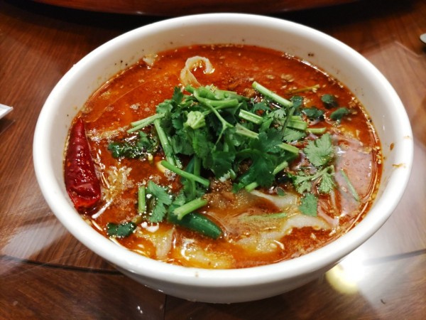 「麻辣刀削麺」@西安刀削麺酒楼 虎ノ門店の写真