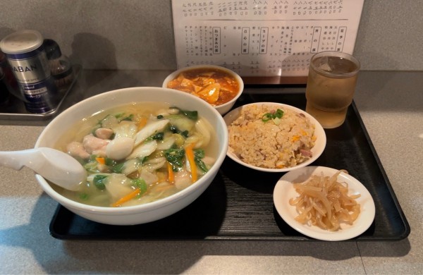 「とりうま煮ソバ 定食」@赤尾飯店の写真