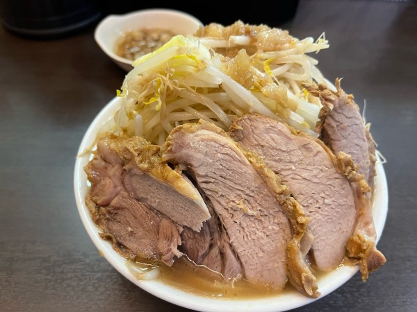 「ラーメン小+豚増し」@ラーメンどでん 大宮店の写真