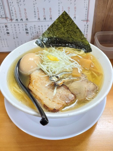 「塩煮干しラーメン味玉付き麺大盛り」@煮干しラーメン つかさの写真