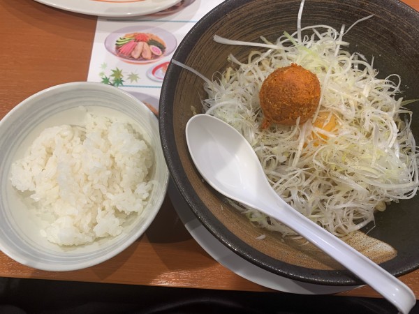 「ねぎ玉中華そば(ﾏｰﾗｰそぼろ)」@幸楽苑 平店の写真