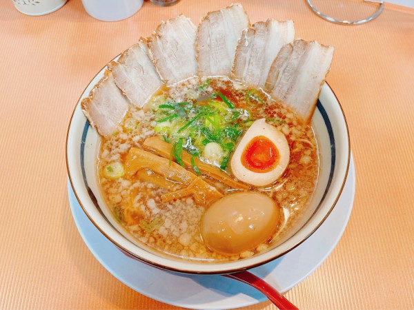 「並＋肉まし、煮玉子」@御麺 麦の写真