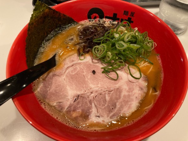 「ラーメン赤（細麺）」@麺屋 のすけの写真