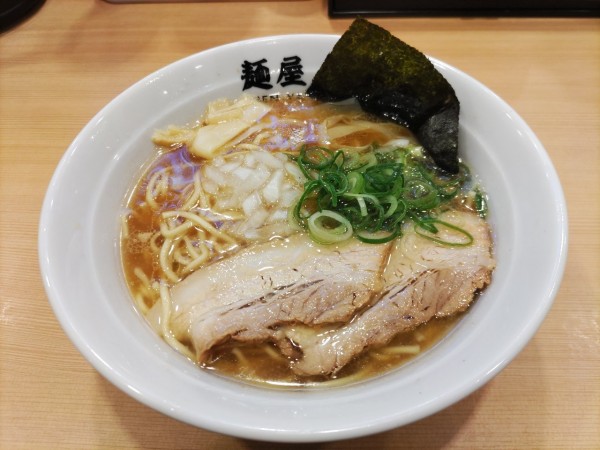 「煮干し・豚・鶏中華そば」@麺屋武一 虎ノ門店の写真