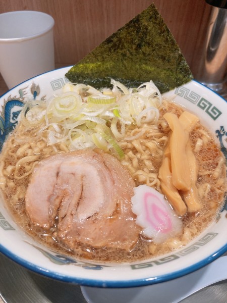 「中華そば」@舎鈴 エキュート赤羽店の写真