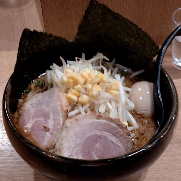 「特みそこってりらーめん」@らーめんダイニング ど・みそ 京橋本店の写真