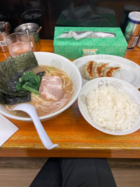 「ラーメン＋Bセット」@横浜ラーメン厨房 うえむらやの写真