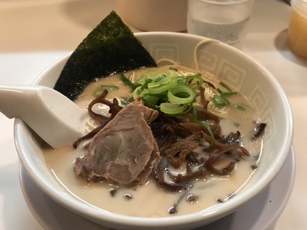 「ラーメン」@博多天神 新宿御苑店の写真