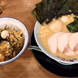 MAXラーメン 1030円 + ネギチャ丼 280円