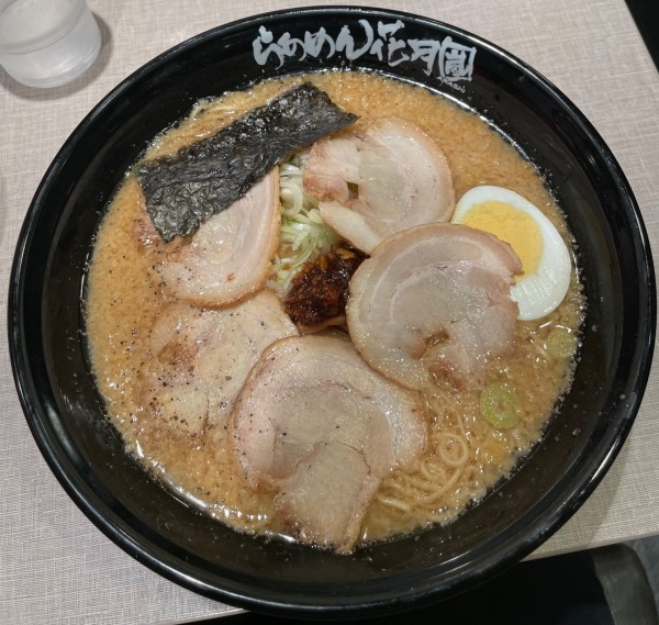 「嵐げんこつチャーシューメン 大盛」@らあめん花月嵐 青山キラー通り店の写真