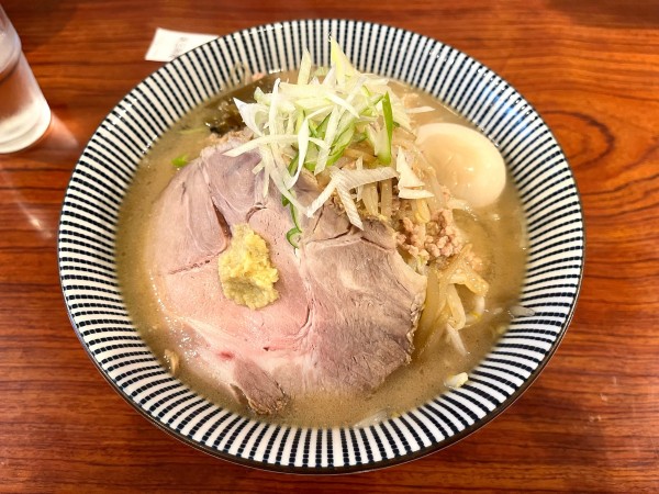 「味玉ラーメン＋野菜増し」@灼味噌らーめん 八堂八の写真