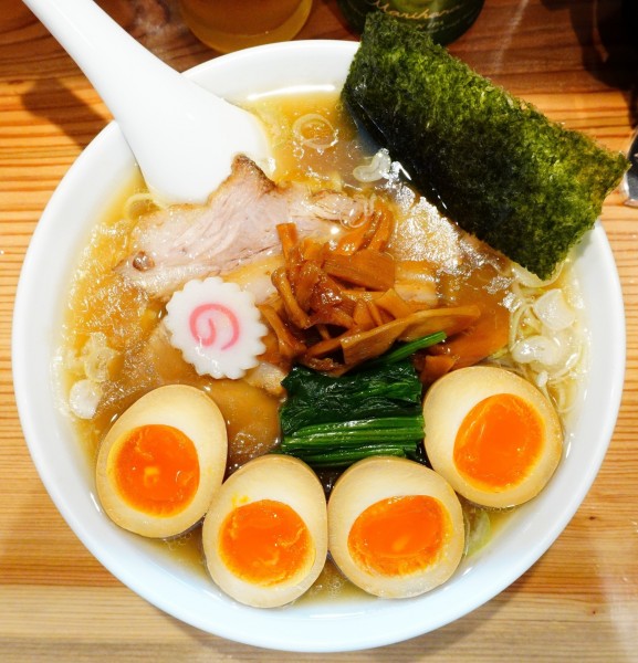 「しおラーメン＋味玉Ｗ＋COEDO毬花」@オランダ軒の写真