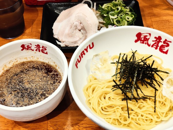 「つけ冷し中華」@博多風龍 池袋東口店の写真