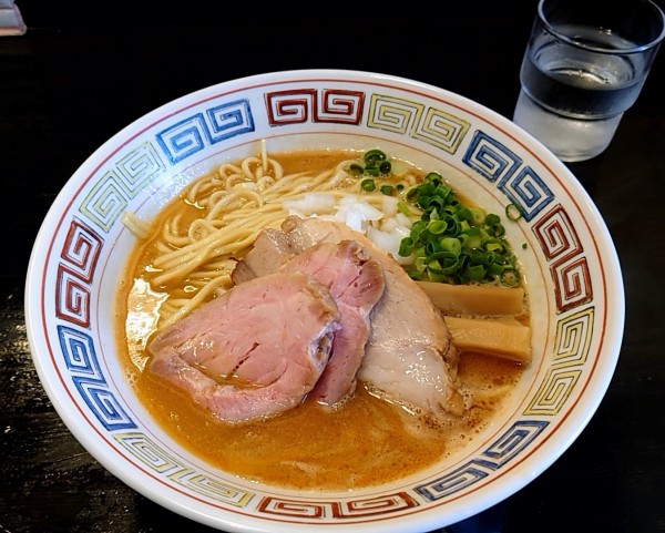 「濃厚えびそば、煮干しの和え玉」@ラーメン屋 ステイゴールドの写真