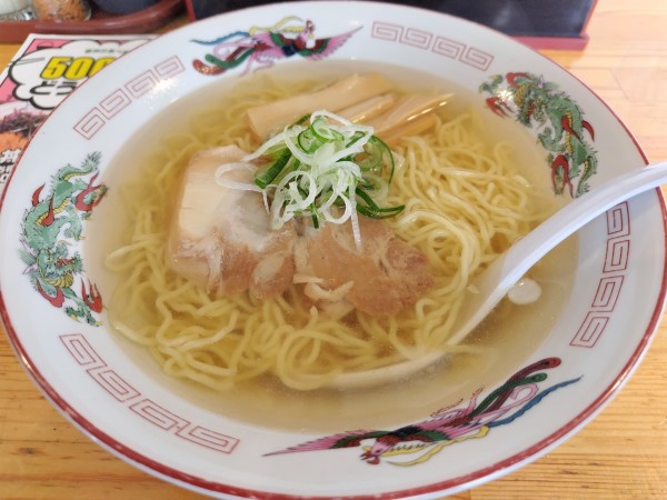 「しおラーメン　※クーポンで５００円」@らーめん 獅子丸の写真