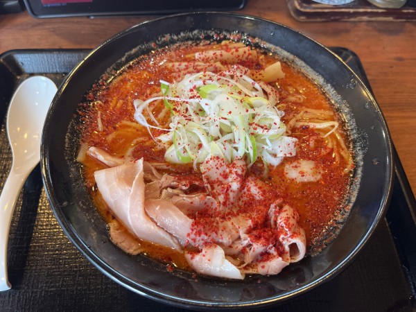 「大盛大辛味噌らーめん　950円」@伝丸 299号飯能BP店の写真