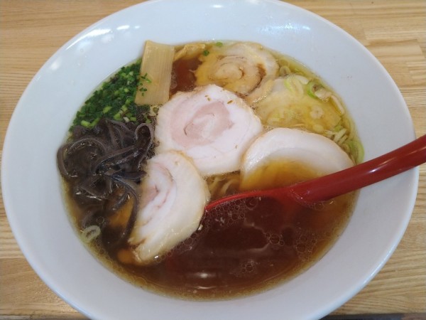 「醤油焼豚拉麺」@中華酒場 富味屋の写真